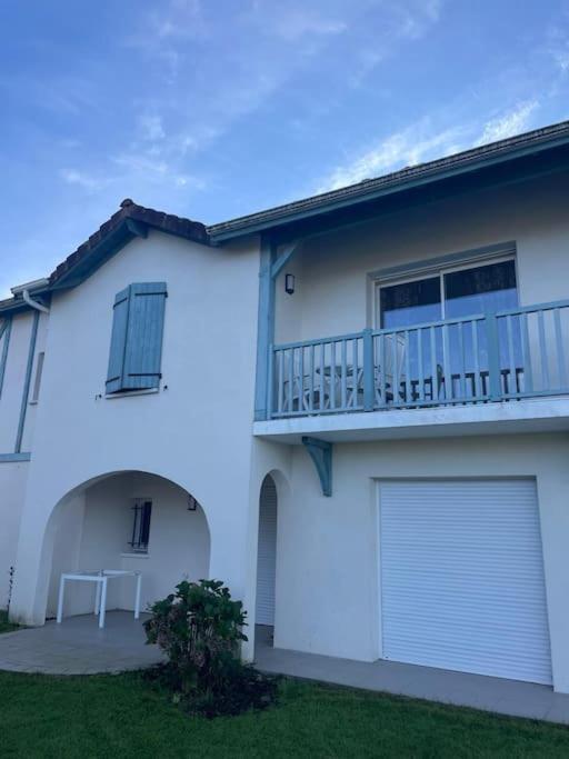 Appartement T3 Lumineux Tres Bien Equipe Avec Balcon Salies-de-Béarn Exteriér fotografie